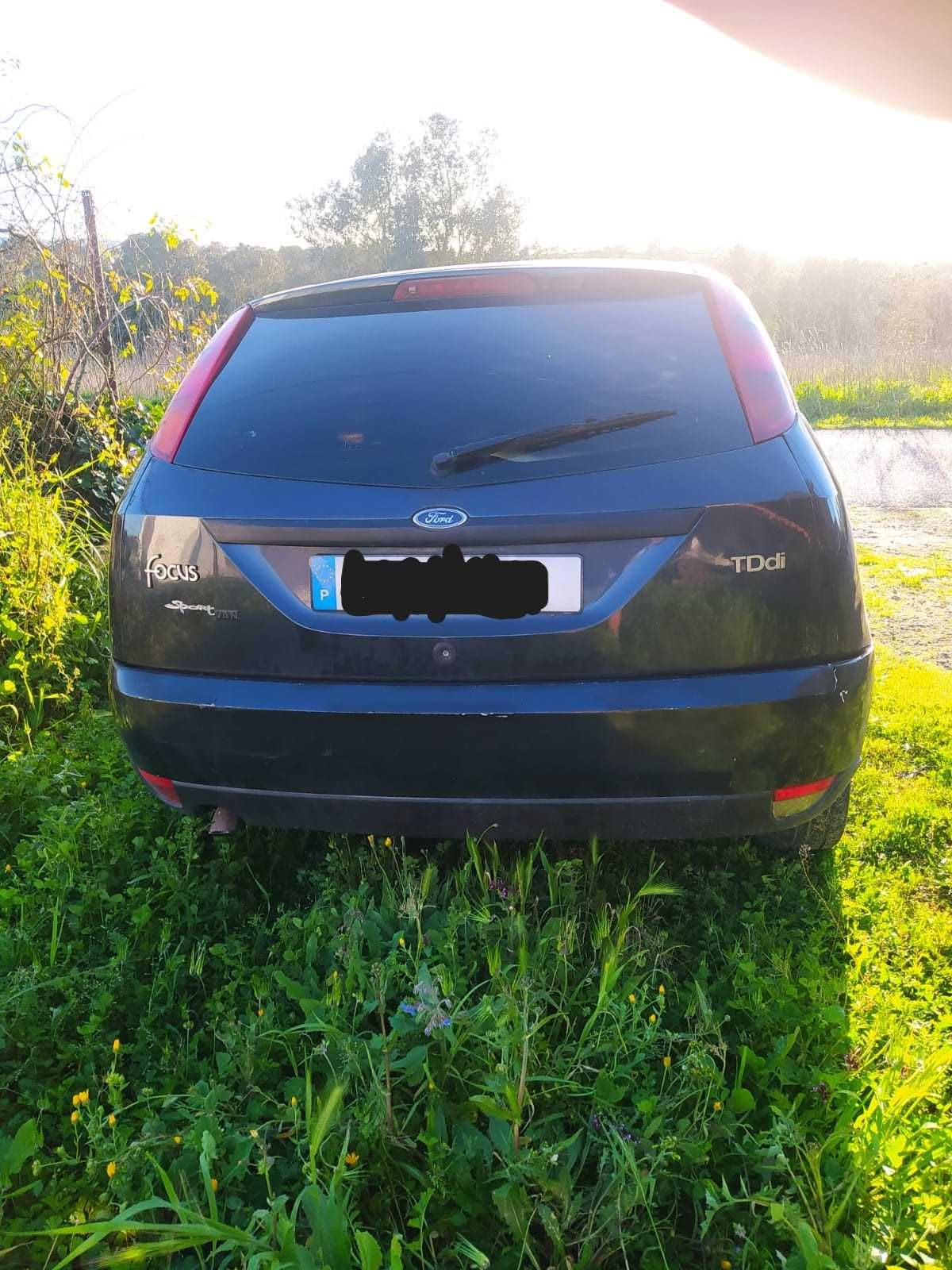 Ford Focus (Avariado)