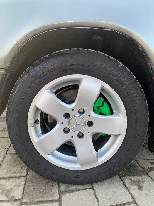 Легендарна Mercedes w124