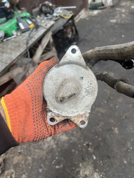 Теплообменик 2.0 Субару легаси subaru legacy год 04