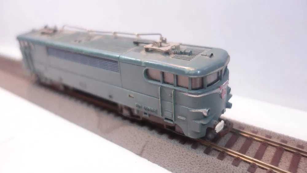 Lokomotywa elektrowóz Jouef BB16001 skala H0 DUMMY //123