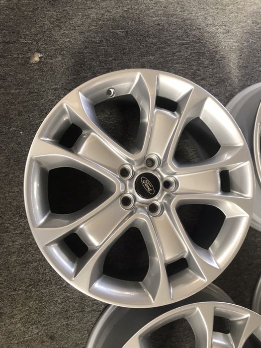 Felgi  Ford Kuga mondeo focus edge 18 cali 5x108 oryginał ładne