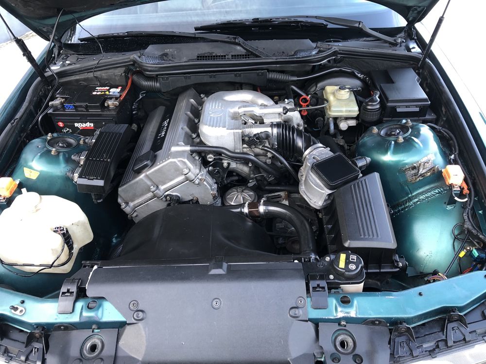 BMW 318 is E36 Coupe
