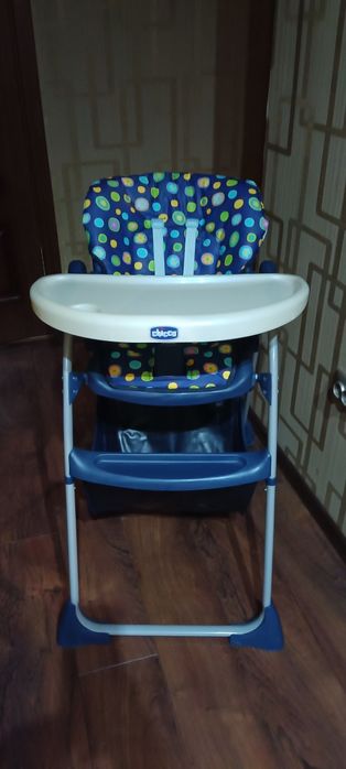 Стілець для  годування