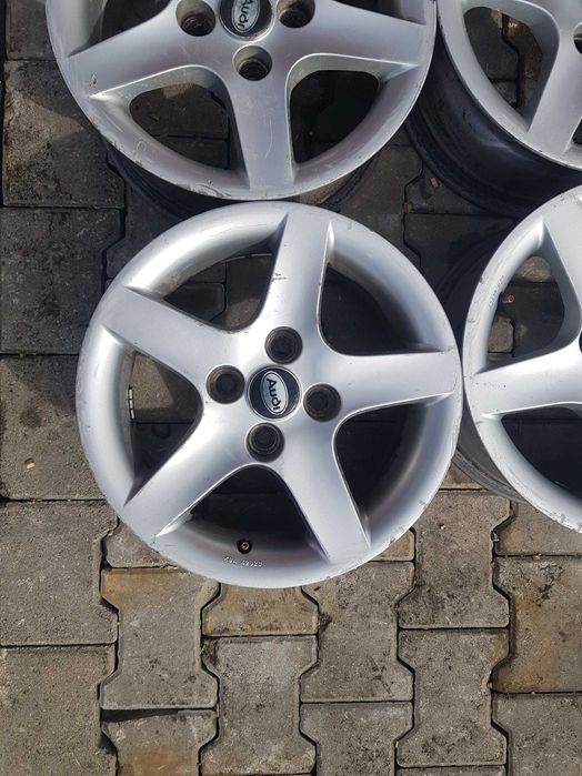 Felgi Aluminiowe Alu Alufelgi 4x108 15 7J ET 35 Audi 80