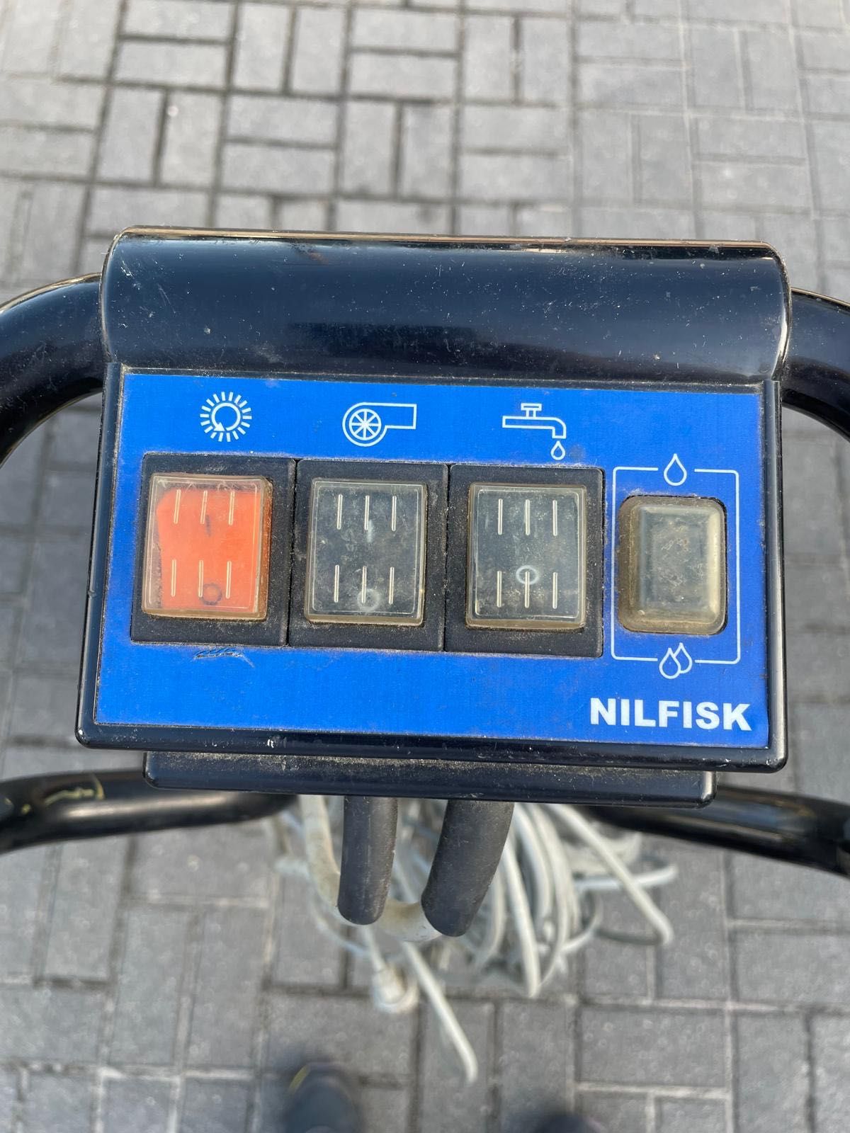 Szorowarka Nilfisk CA340