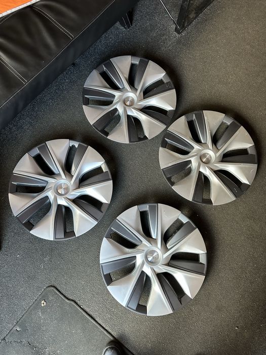 Ковпаки Tesla Model Y R19 оригінал поштучно