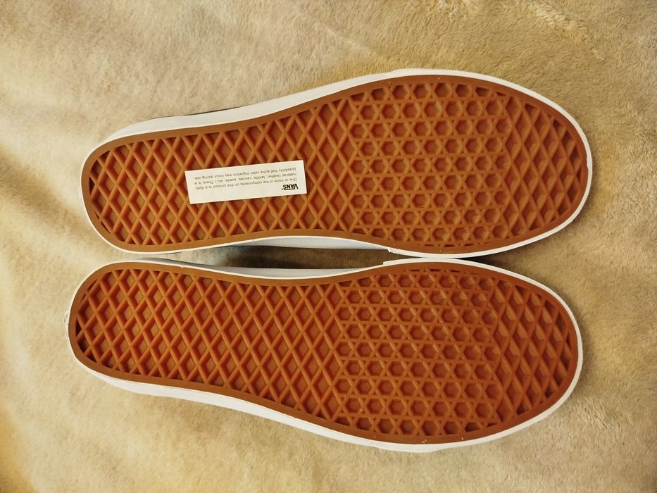 Жіночі кеди VANS-42розмір(27см)
