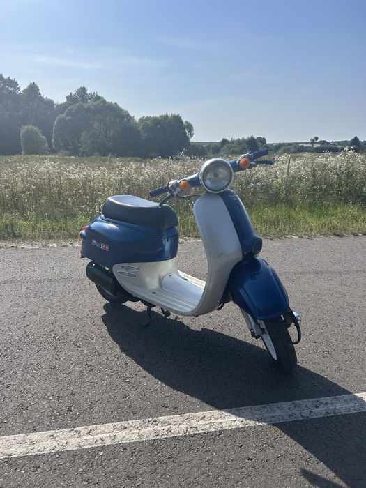 Продаю скутер Honda giorno af 24