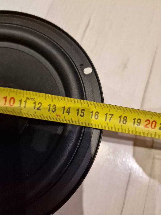 Głośnik średniotonowy Jamo