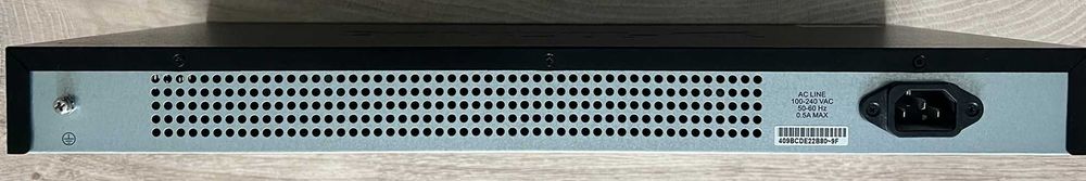 Комутатор Dlink DES-3200-28