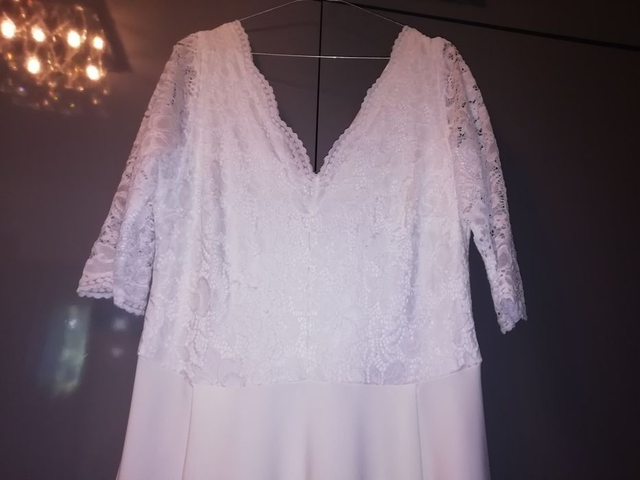 Sukienka ślubna 42, 46