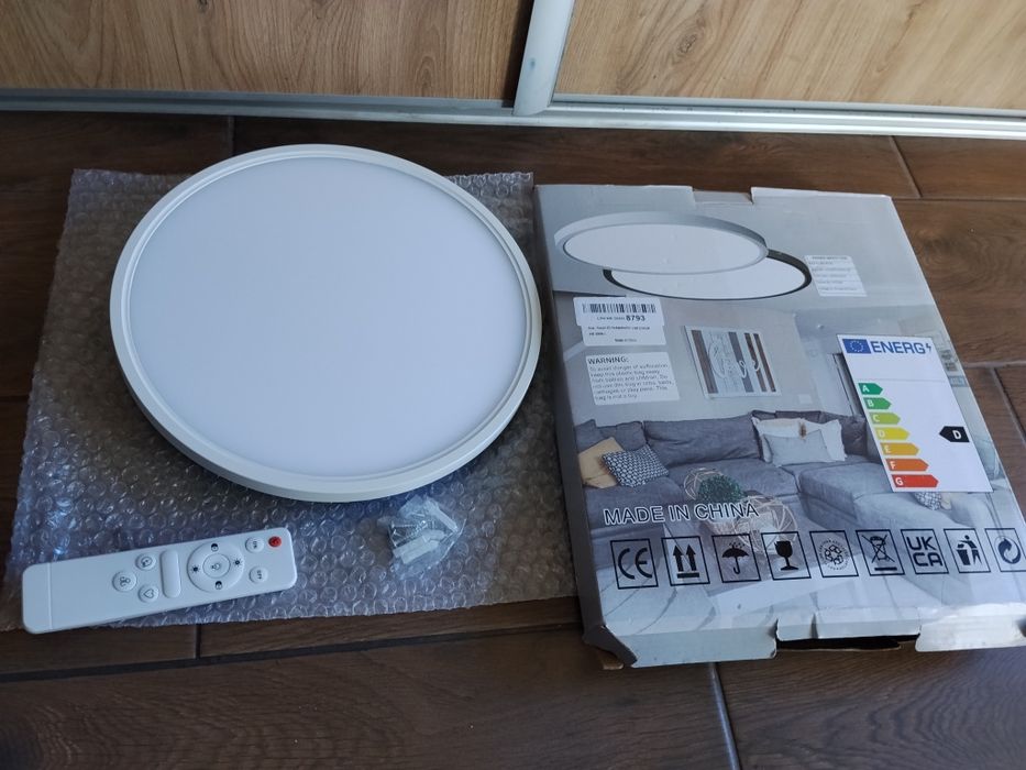 Plafon lampa LED płaska na pilota