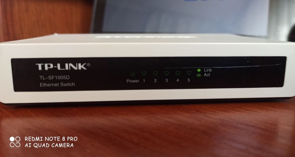 Коммутатор TP-LINK TL-SF1005D