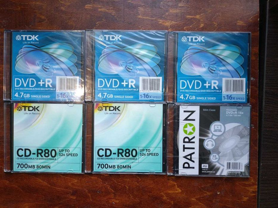 Чисті болванки CD-R DVD-R TDK Patron підставка