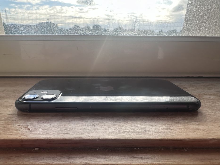 iPhone 11 64gb Preto