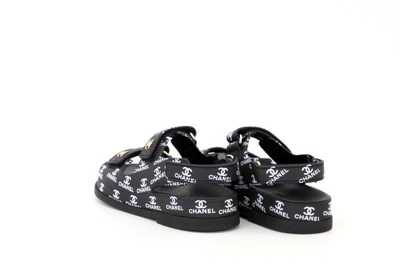 Женские сандалии Chanel Dad Sandals жіночі сандалі шанель босоножки