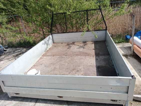 paka skrzynia ładunkowa