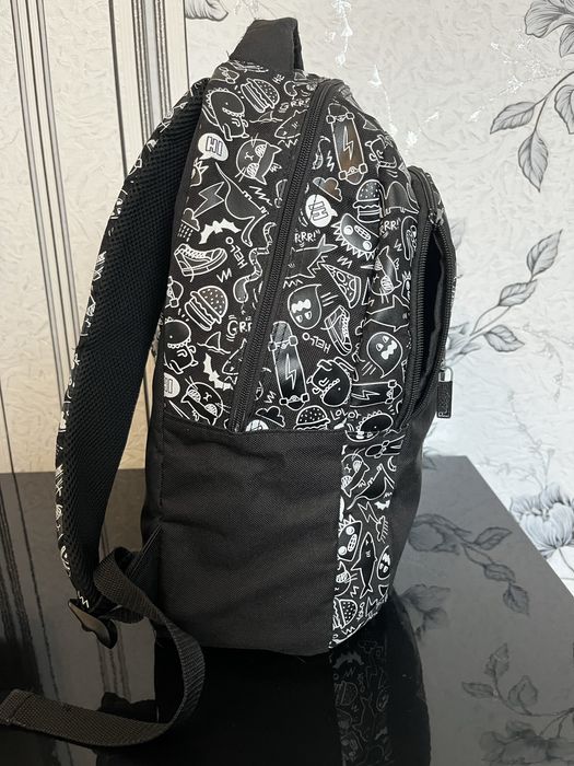 Рюкзак Smiggle черный