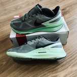 Кроссовки 42рр. Nike (оригинал)