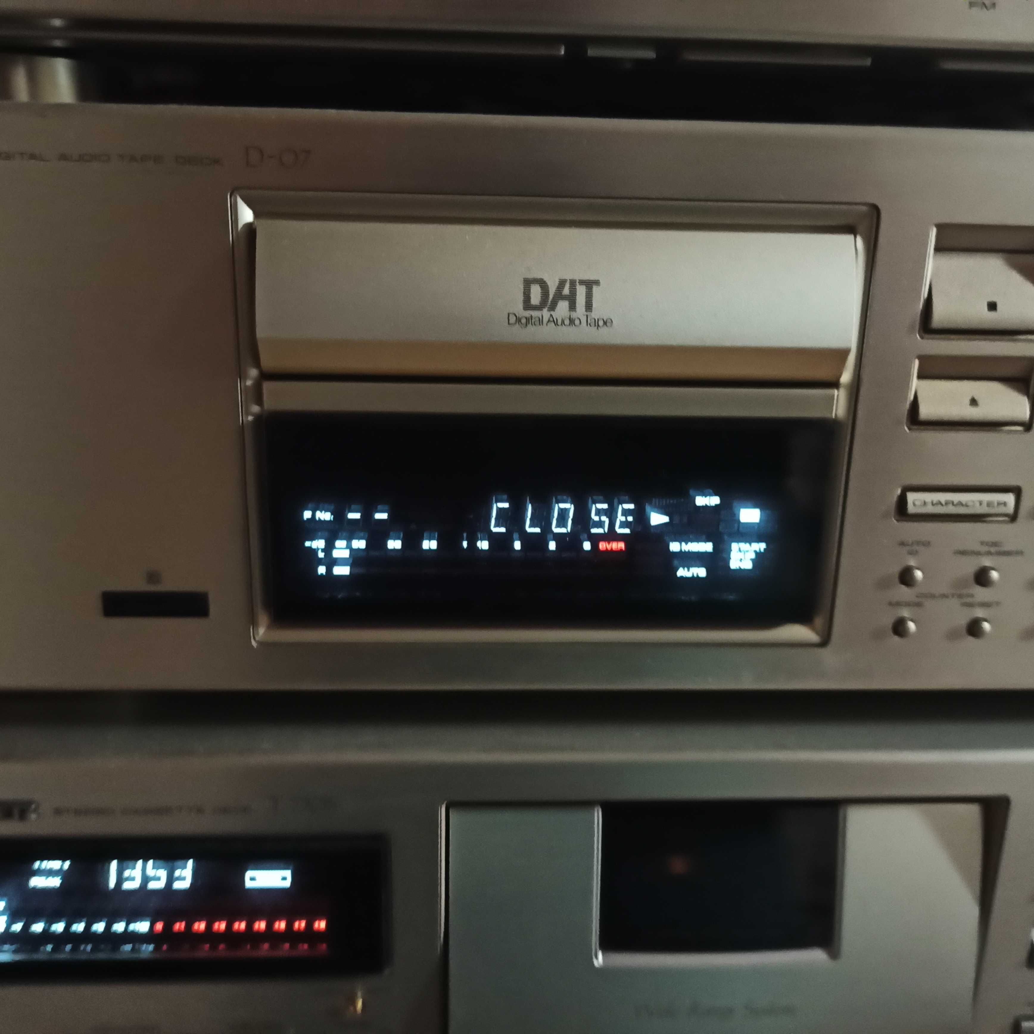 Pioneer DAT D-07 idealny stan