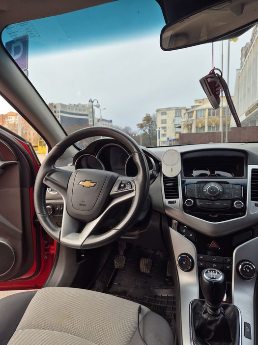 Chevrolet cruze 1,6 124 к.с. 2010