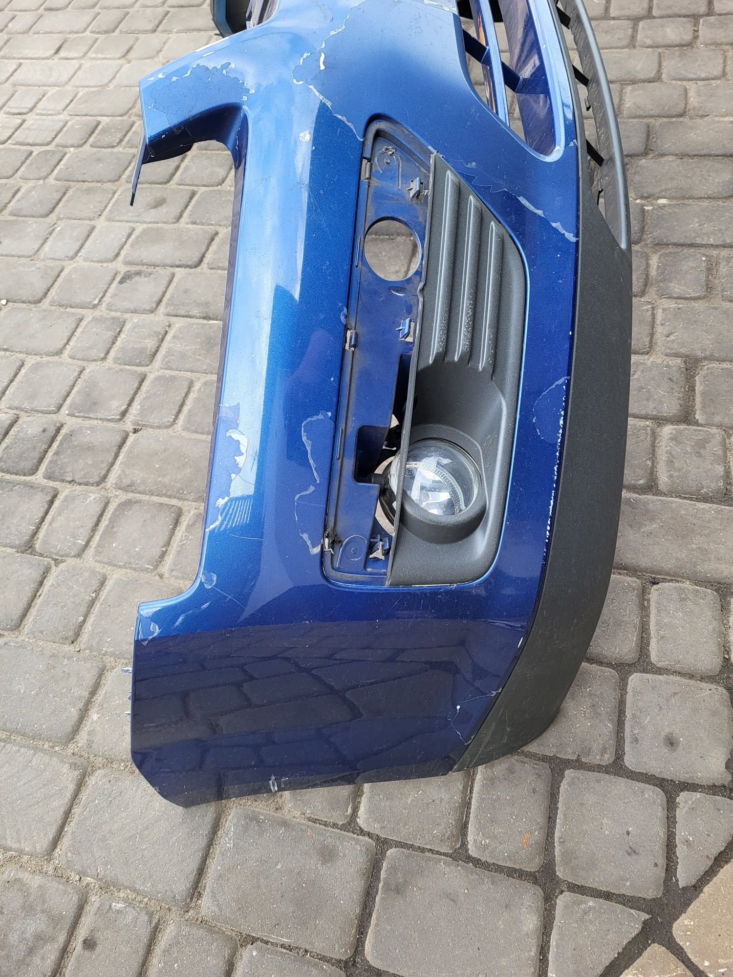 Zderzak przedni ford focus mk2 06r halogen