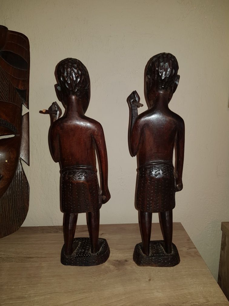 Rzeźby z drewna,Afrykańskie.