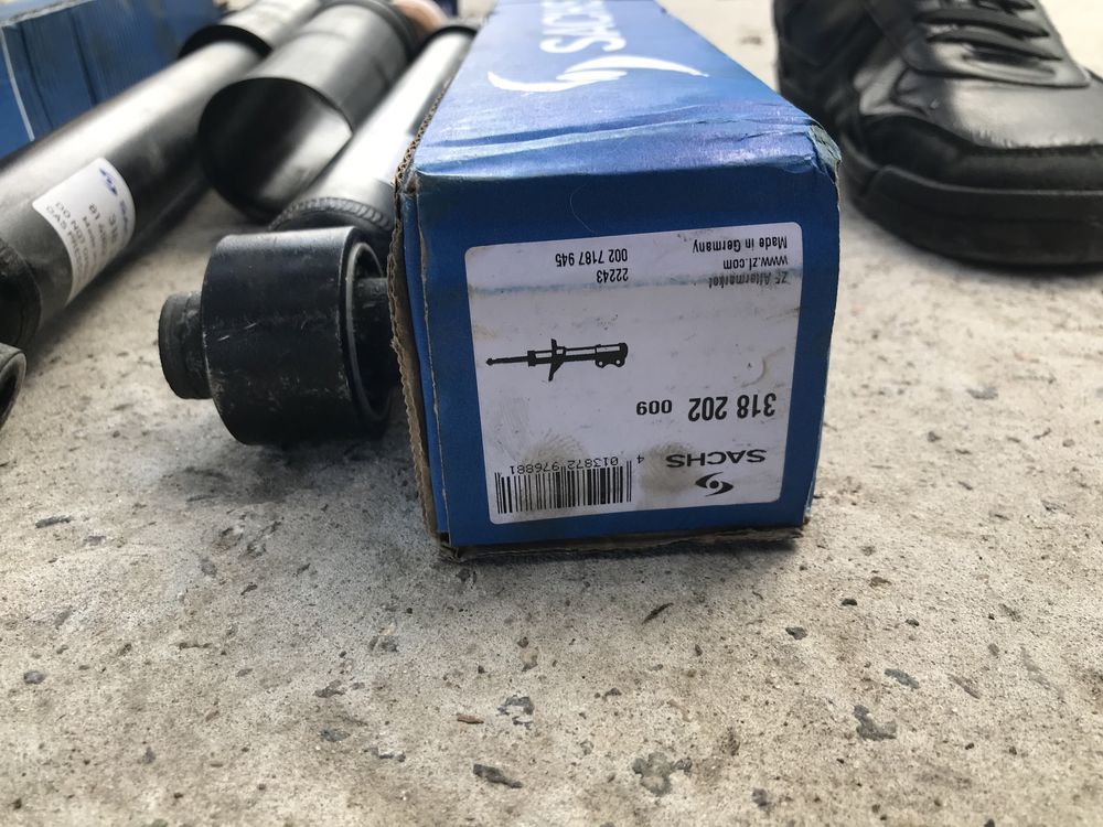 VW Golf 7 Амортизатор с опорой SACHS (новый комплект)