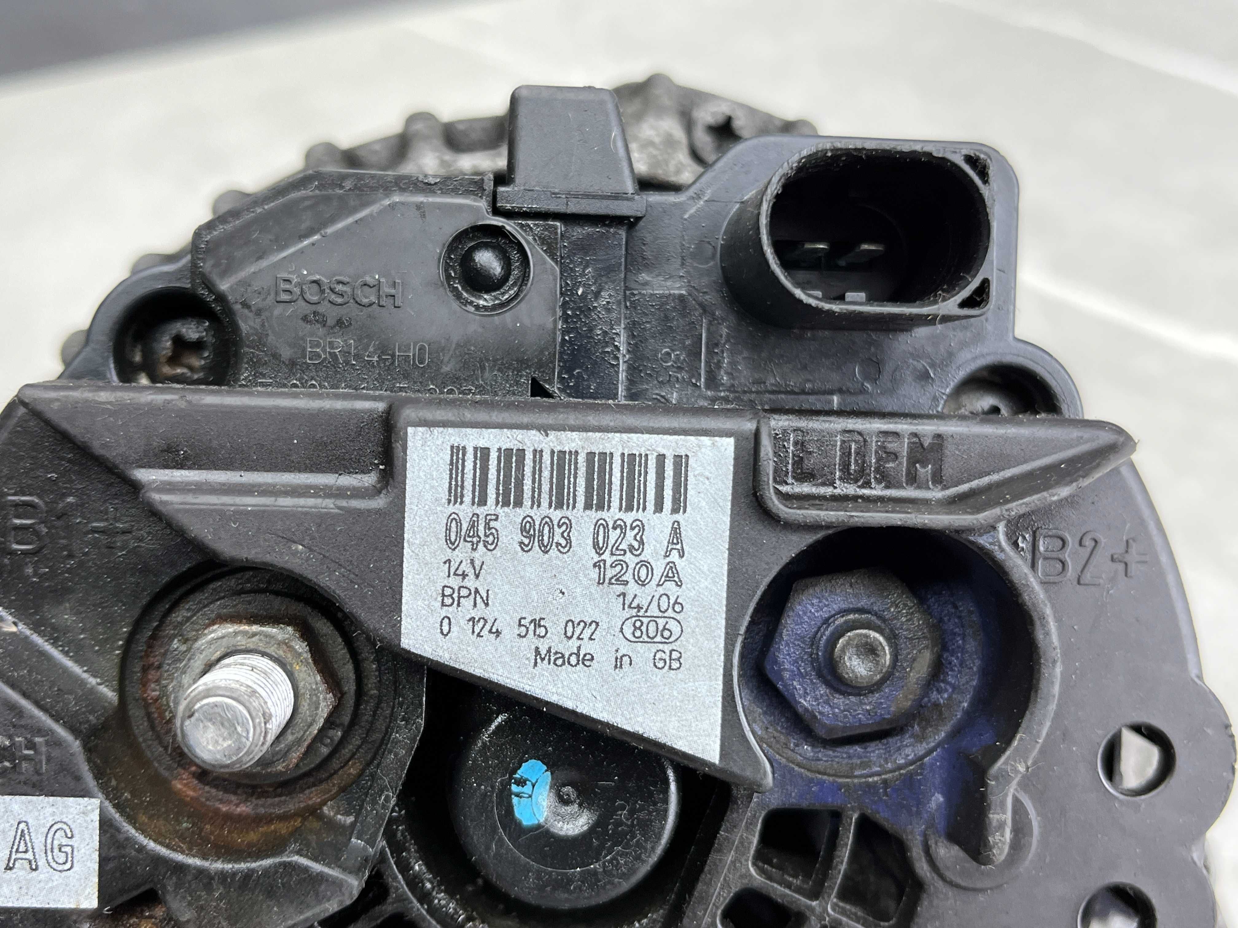 Генератор Volkswagen Golf 5 6 Skoda Octavia A5