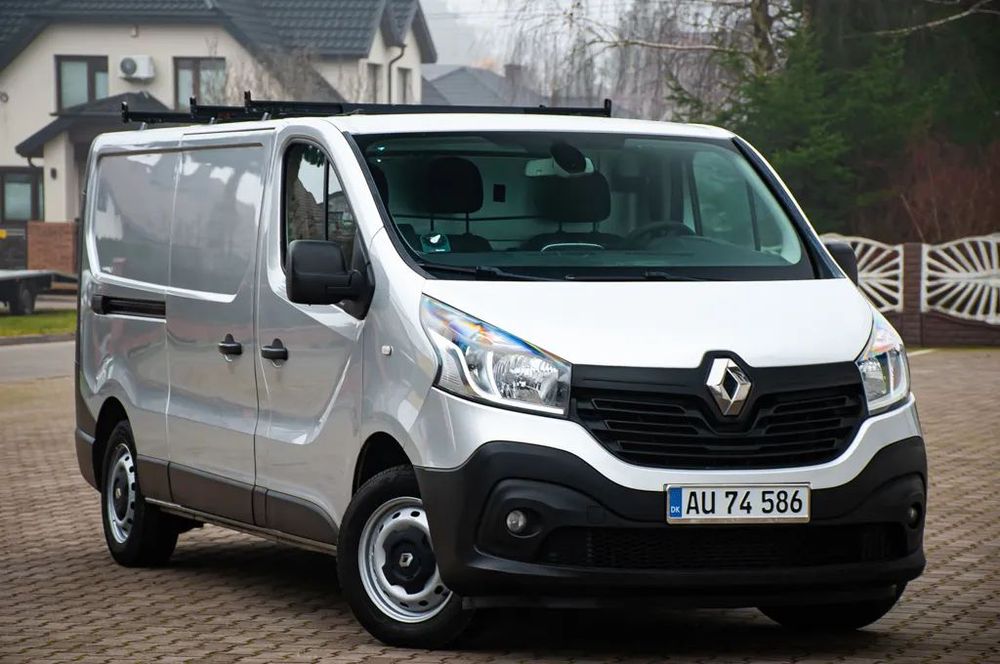 Renault Trafic  RENAULT TRAFIC 1.6DCI 120 ps Long Grzany fotel Kamera cofania Hak
