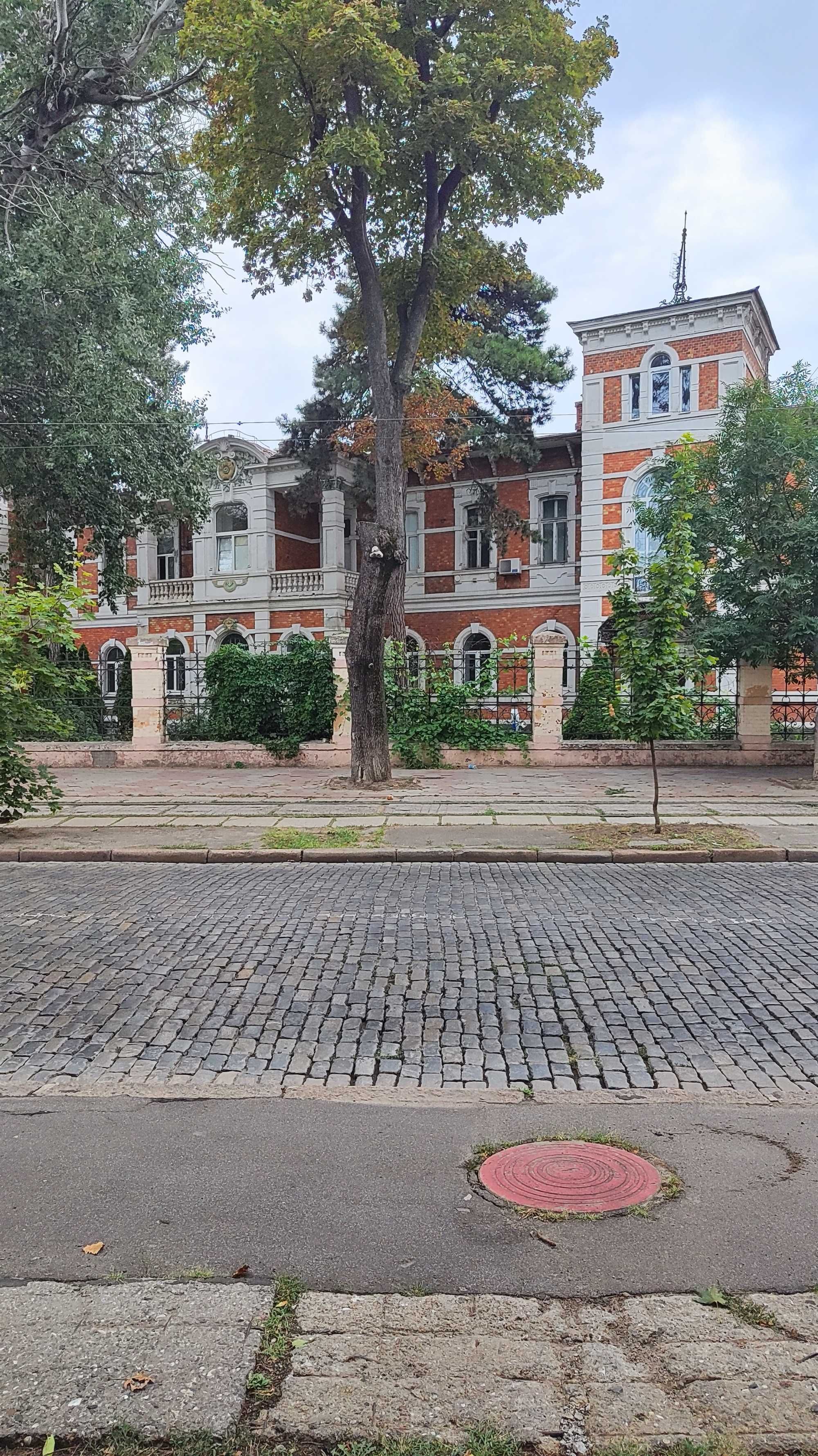 Продается помещение 170 кв.м.  на ул. Французский бульвар!