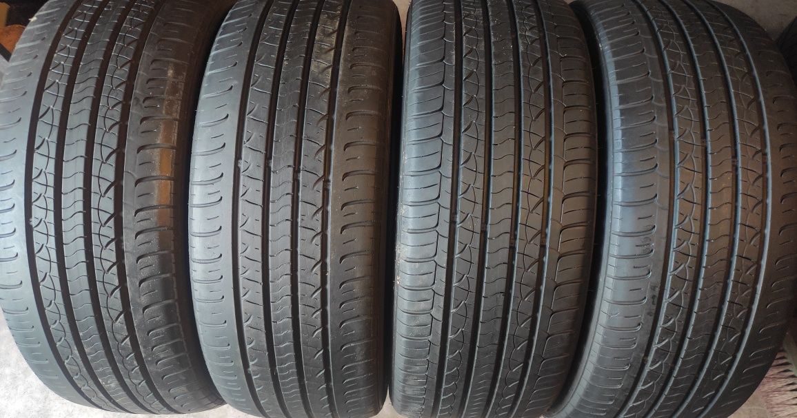 215/45 R18  letnie