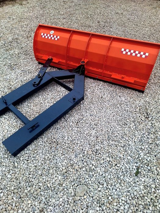 Lekki pług do śniegu,  do widlaka, paleciaka,  pług do wózka widłowego