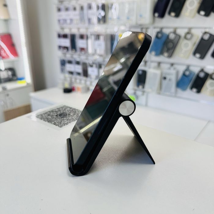 Вживаний оригінал iphone 13 128gb black 100% батарея