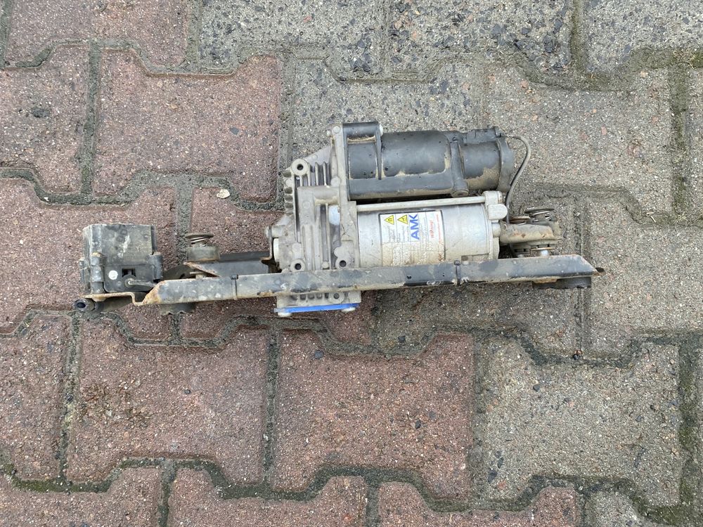 Kompresor Sprezarka NIVO BMW E61