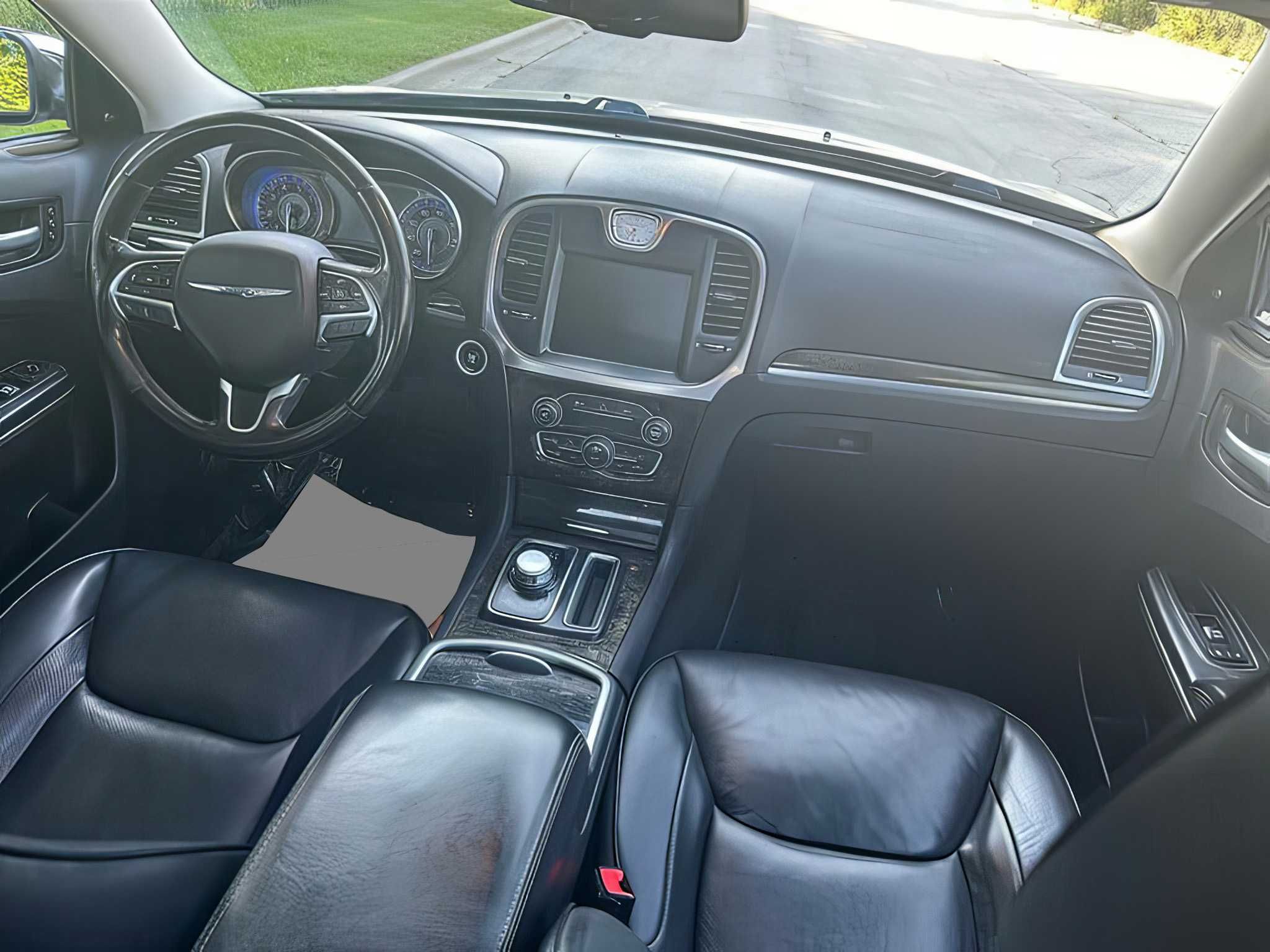 2016 Chrysler 300 C
