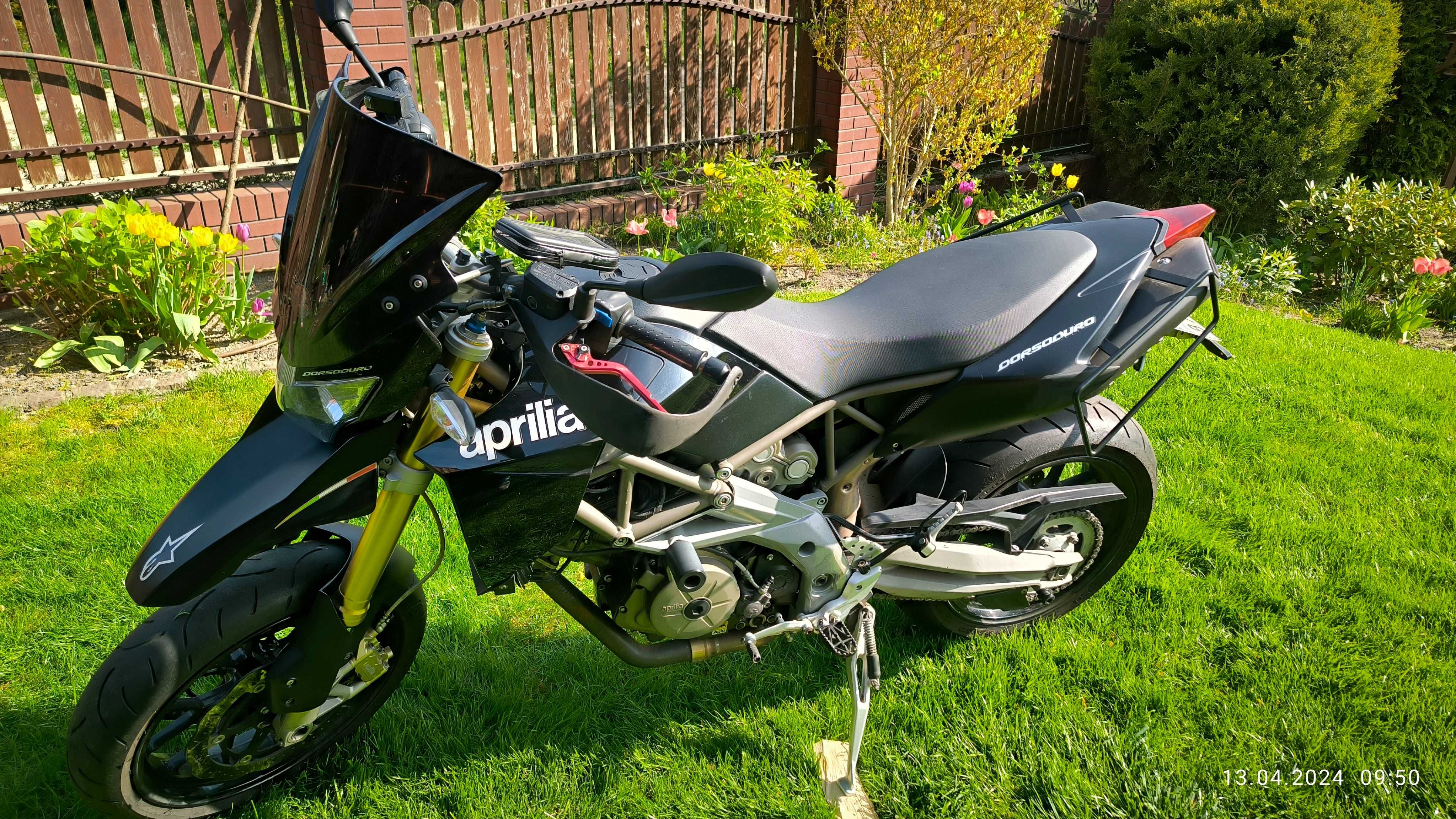 Aprilia Dorsoduro 750