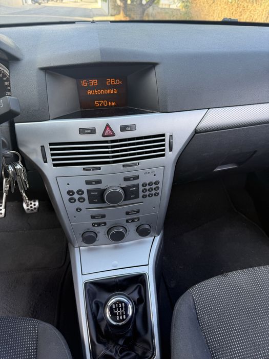 Opel Astra 1.7 GTC 100cv