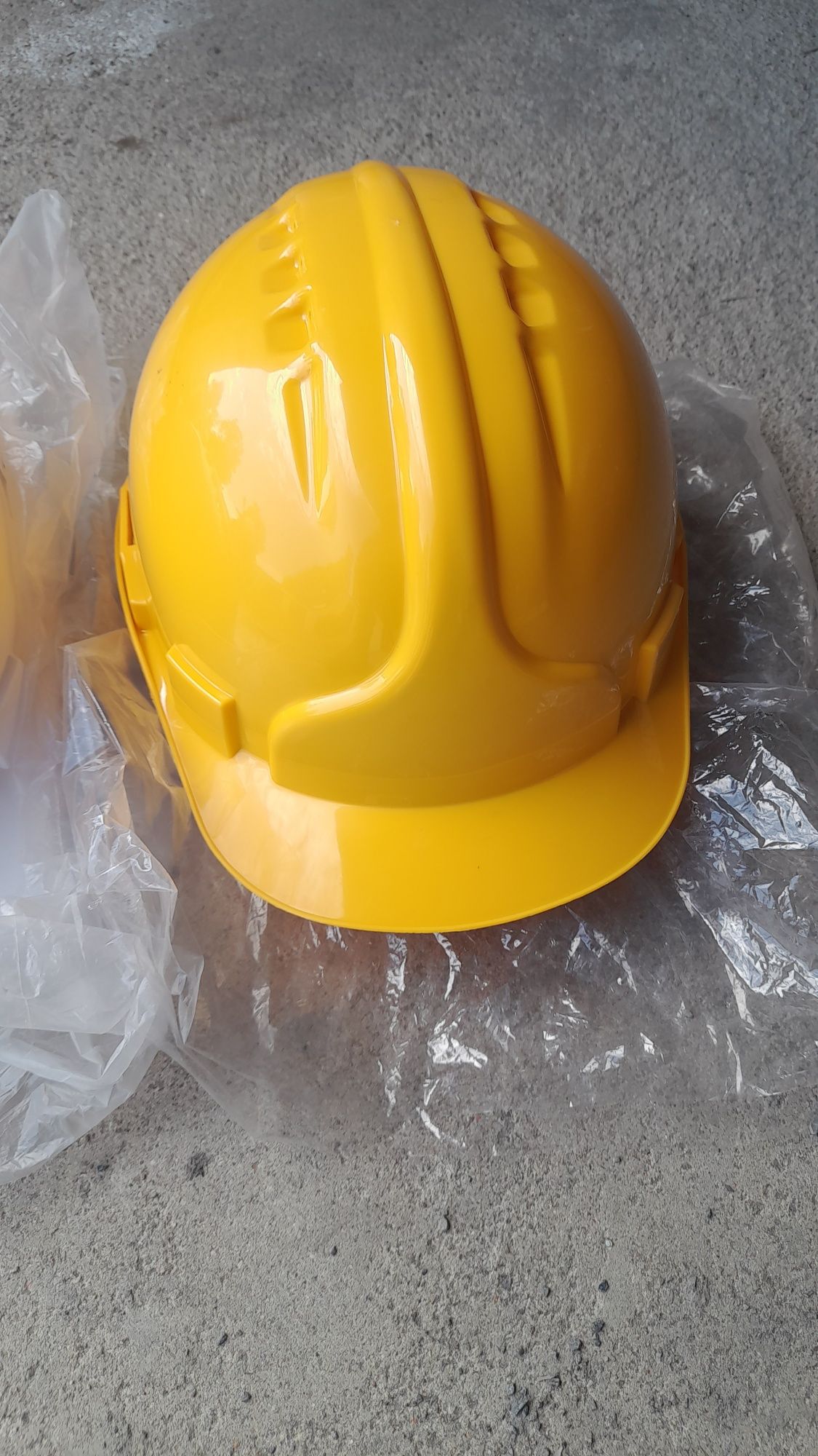 Kask ochronny BHP nowy