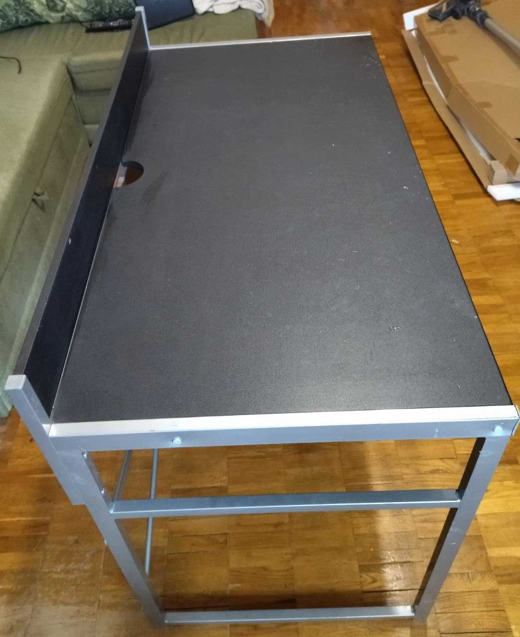 Комп’ютерний/офісний/учнівський стіл GELSTED JYSK 120×60 (самовивіз)