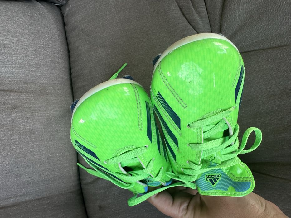 Бутси копачки футбольні кроси кросівки копи adidas 30 31