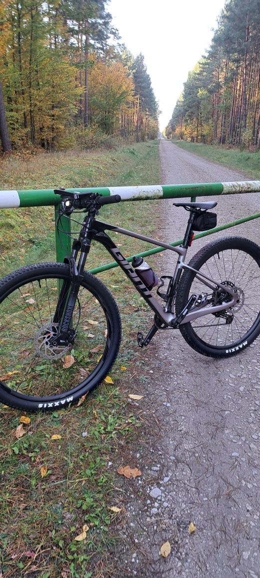 Giant XTC ADVANCED 2 2024 M