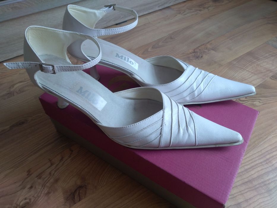 Buty białe ślubne i nie tylko r.39/40, wkładka 25cm