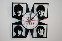 Relógio de Parede em Vinil - The Beatles