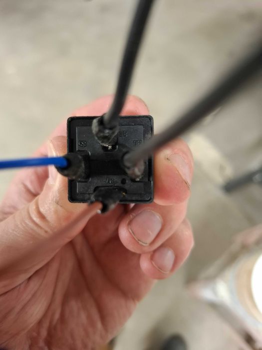 Przekaźnik 12V, 4-PIN 40A