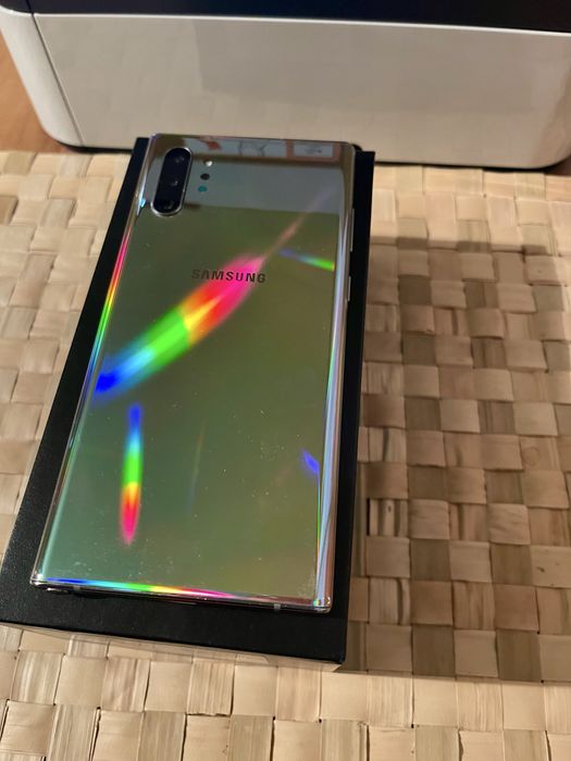 Samsung Galaxy Note 10+ | Aura Glow | 256 GB | 12 GB RAM + dodatki