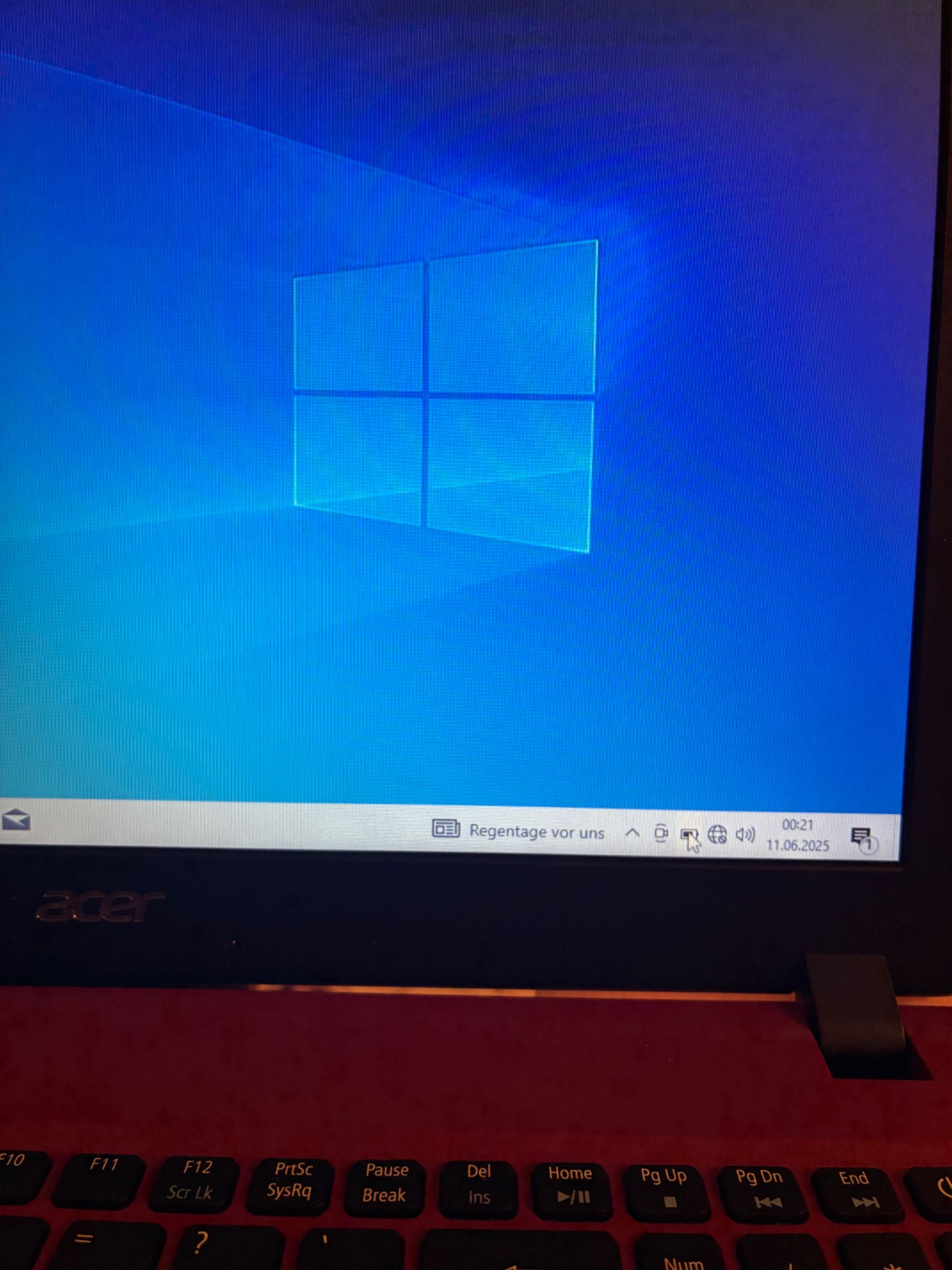 Laptop ACER Aspire 3 A315-31-C27Z /4GB/1000 GB Czerwony