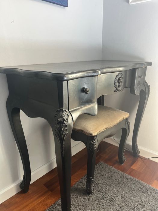 Toaletka, komoda, konsola