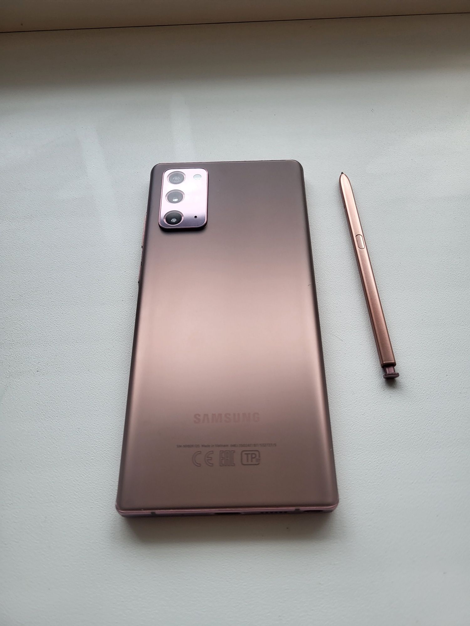 Продам Samsung Note 20 8/258