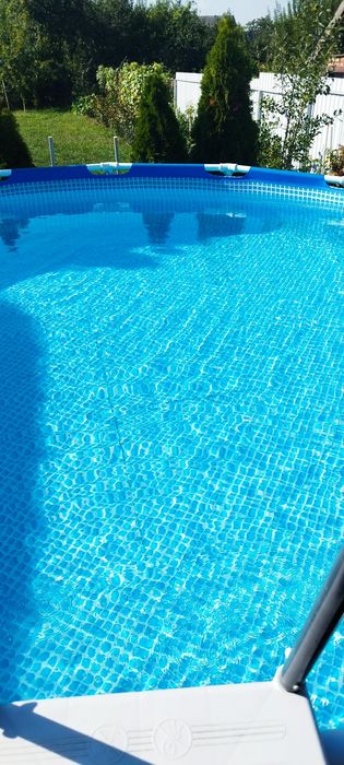 Бассейн Интекс 5.4 на 1.22 + песочный фильтр